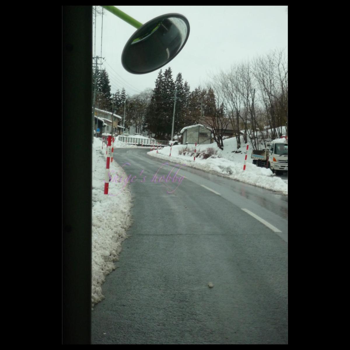 On the bus heading towards Shichinohe-Towada Station 七戸十和田駅へ向かうバスの中