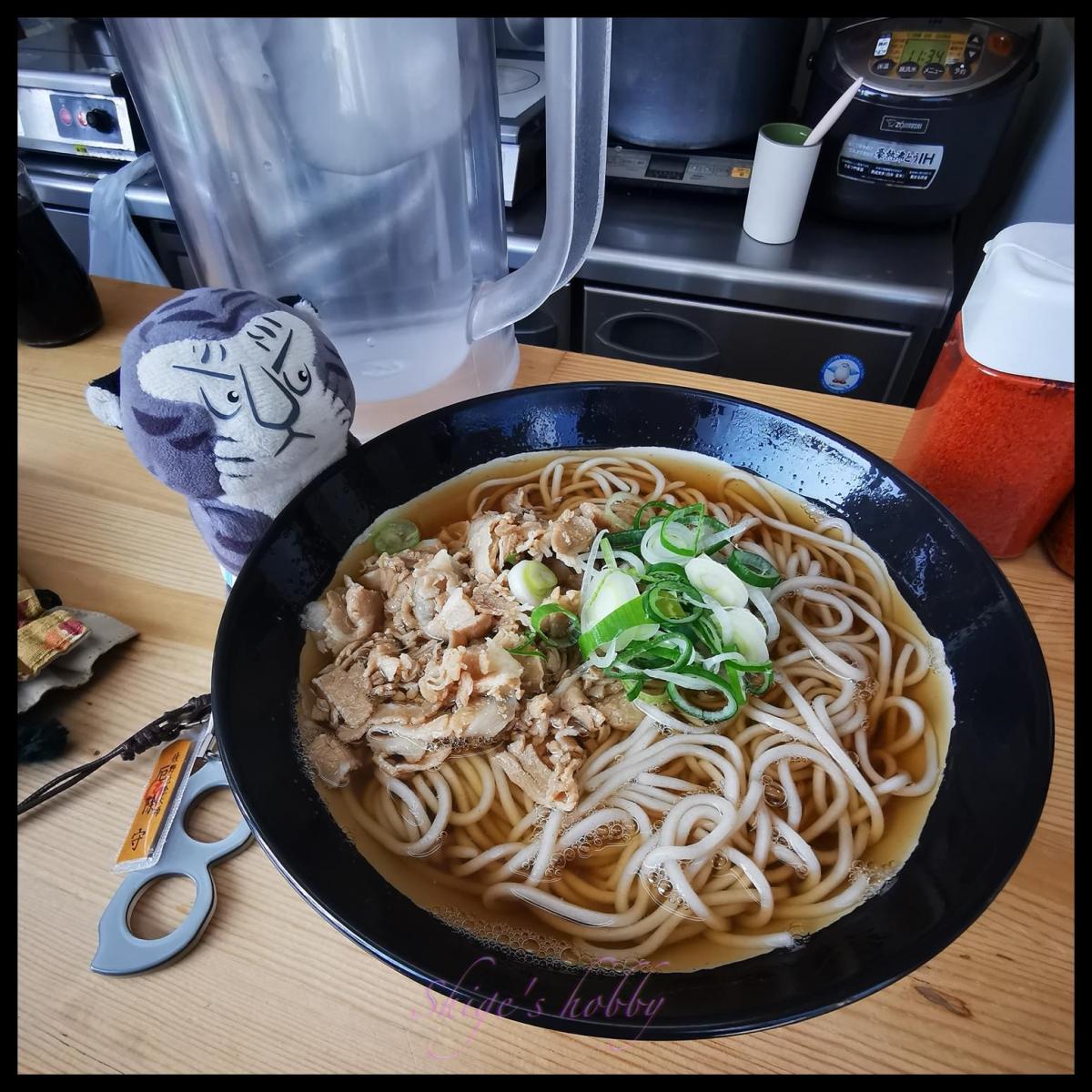 青森駅周辺・昼飯の肉そば・青森駅前の立ち食い