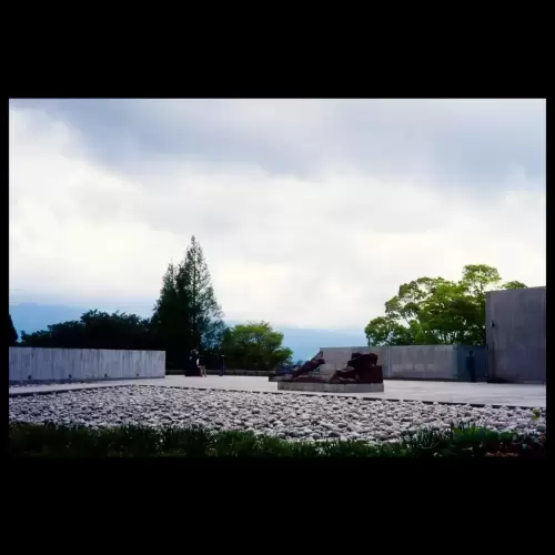 クレマチスの丘・ヴァンジ彫刻庭園・Clematis Hill/Vangi Sculpture Garden