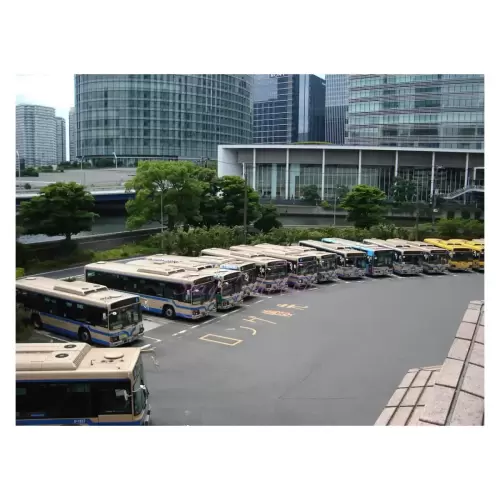 バスの車庫・Bus garage