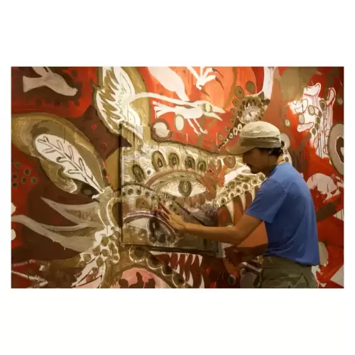 淺井裕介制作中・Yusuke Asai and the Murals